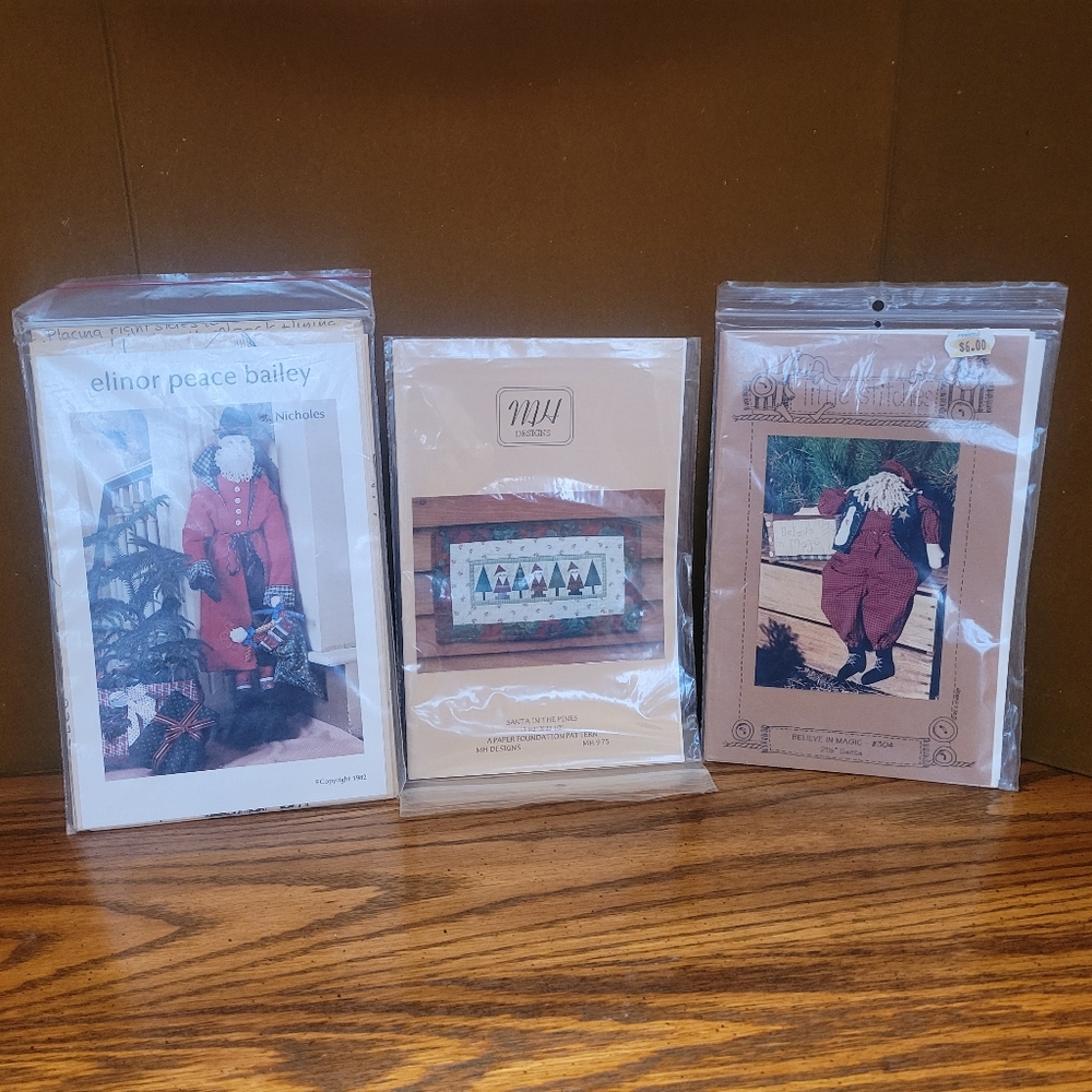 Lot of 3 New DIY Crafters Santa Patterns Wall Decor and Santas